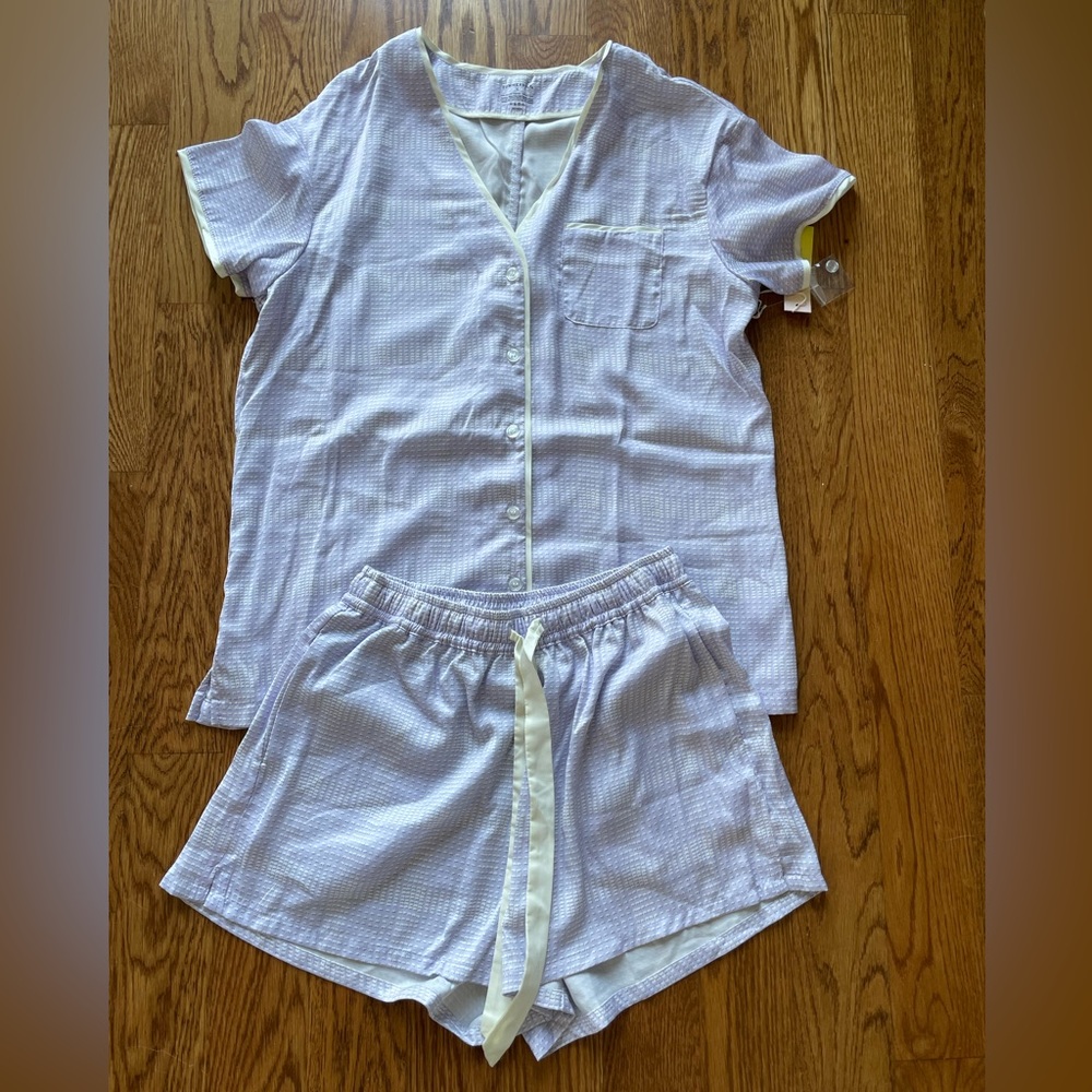 NEW WITH TAGS Summersalt Cloud 9 Silky PJs Short Set in Lavender (Size Small)